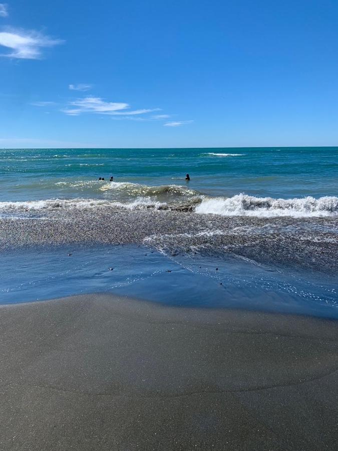 Urenui Beach Bach Экстерьер фото